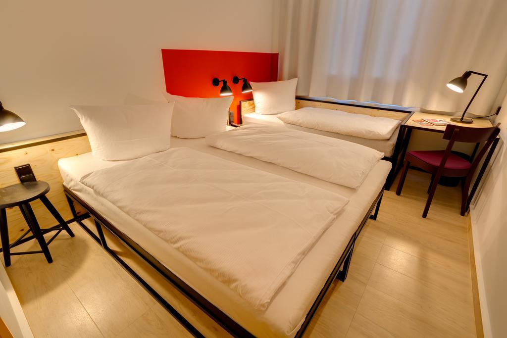Meininger Hotel Leipzig Hauptbahnhof Quarto foto